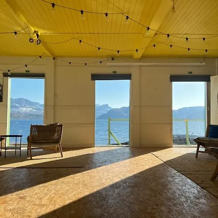 Kjerringoy Rorbusenter Ξενοδοχείο 3*