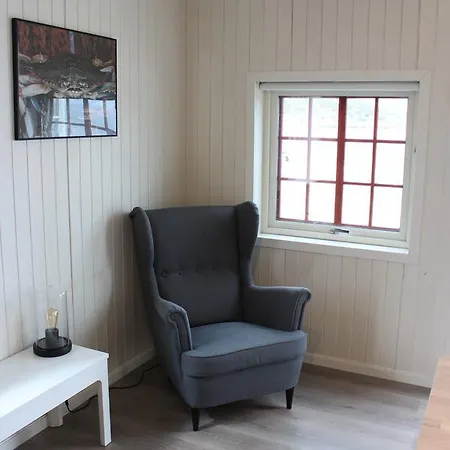 Kjerringoy Rorbusenter Hotel 3*