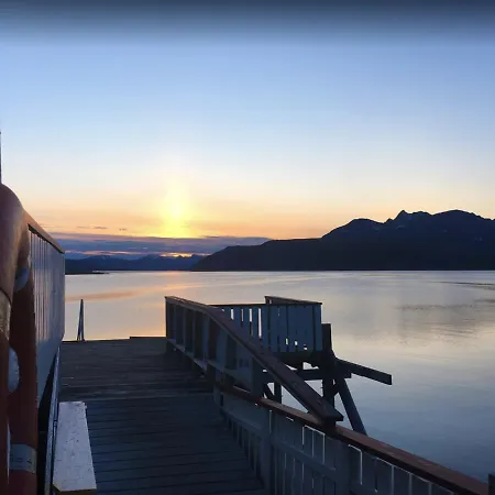 Hotel Kjerringoy Rorbusenter Bodø