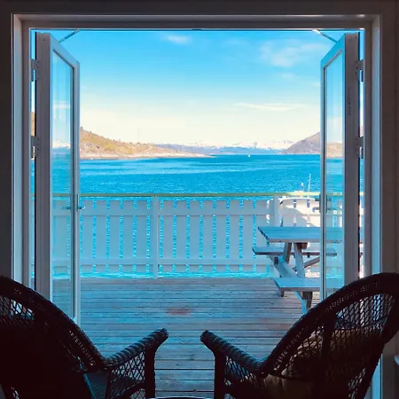 Kjerringøy Rorbusenter 3* Bodø