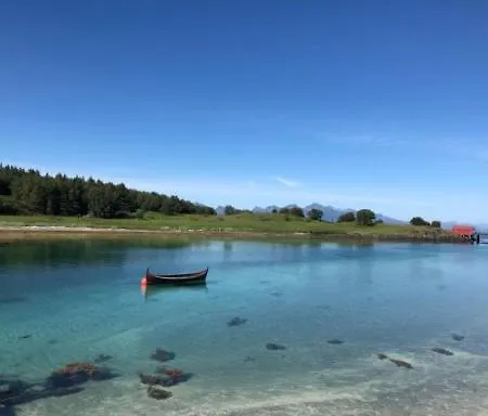 Kjerringøy Rorbusenter 3* Bodø