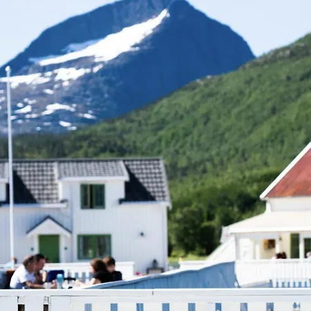 Kjerringøy Rorbusenter 3* Bodø