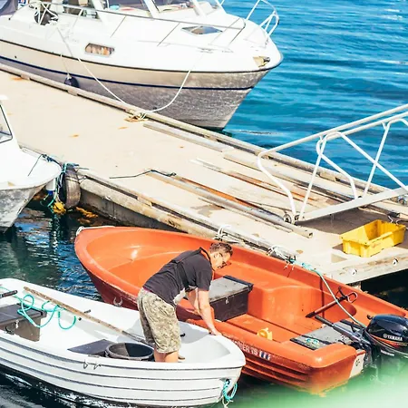 Kjerringøy Rorbusenter Hotell