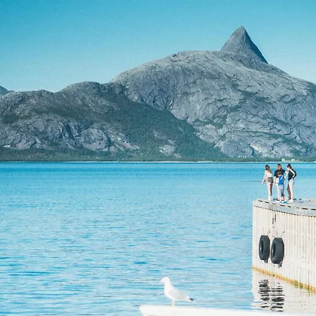 Kjerringøy Rorbusenter 3* Bodø